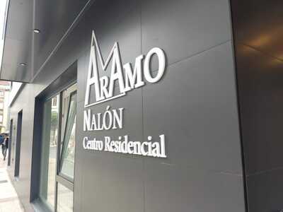 Inauguración residencial Aramo